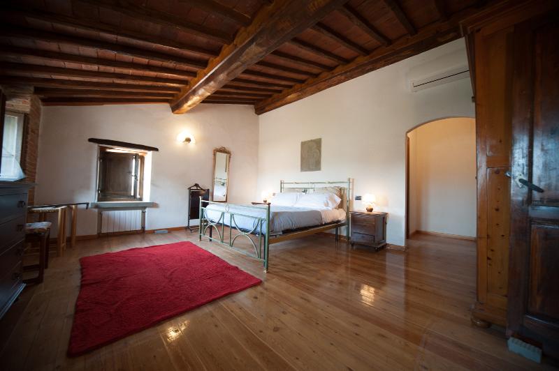 Bed room