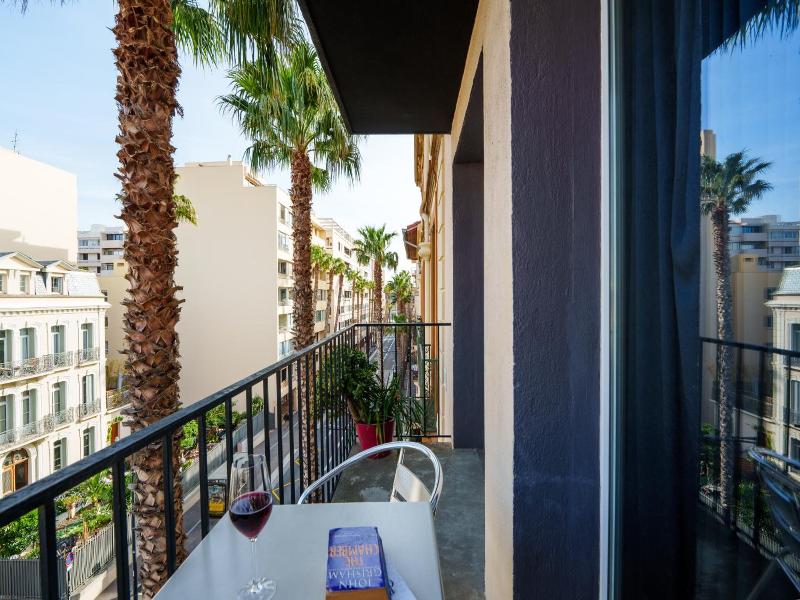 Nyx Hotel image