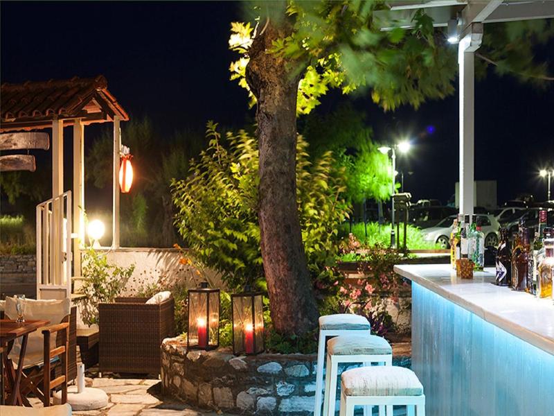 Zefiros Hotel — general view