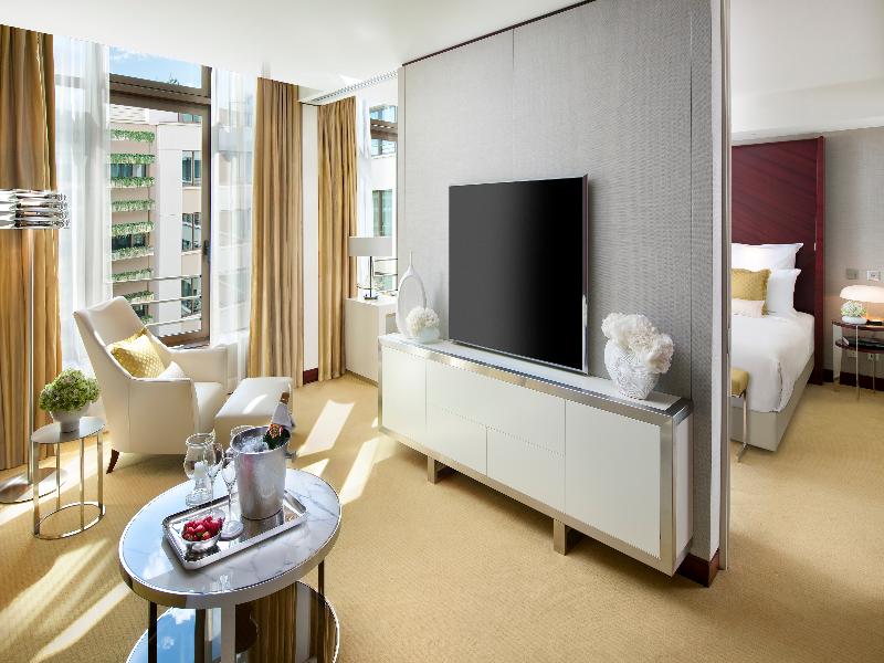 Mandarin Oriental Paris image