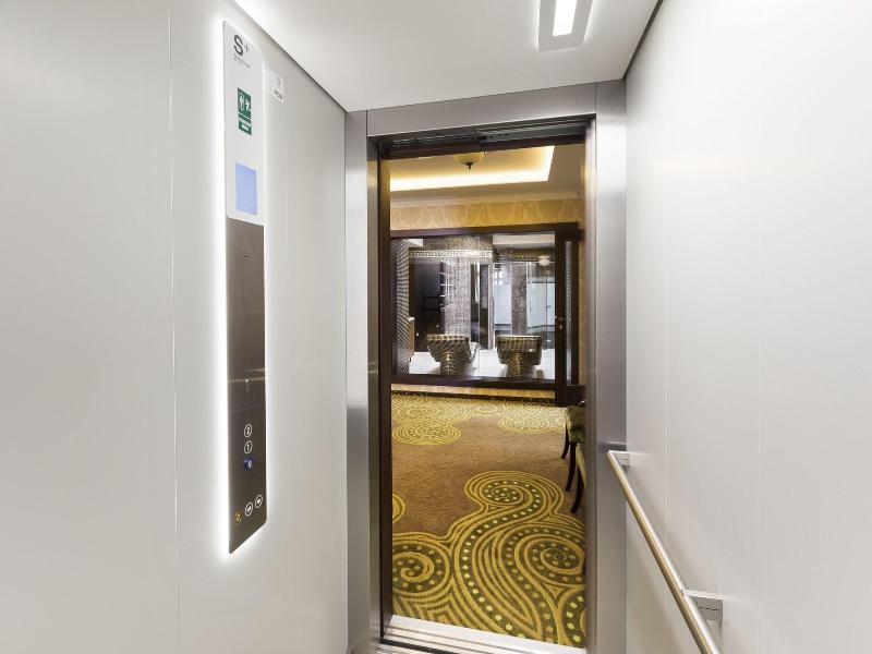 Dvorana Hotel image