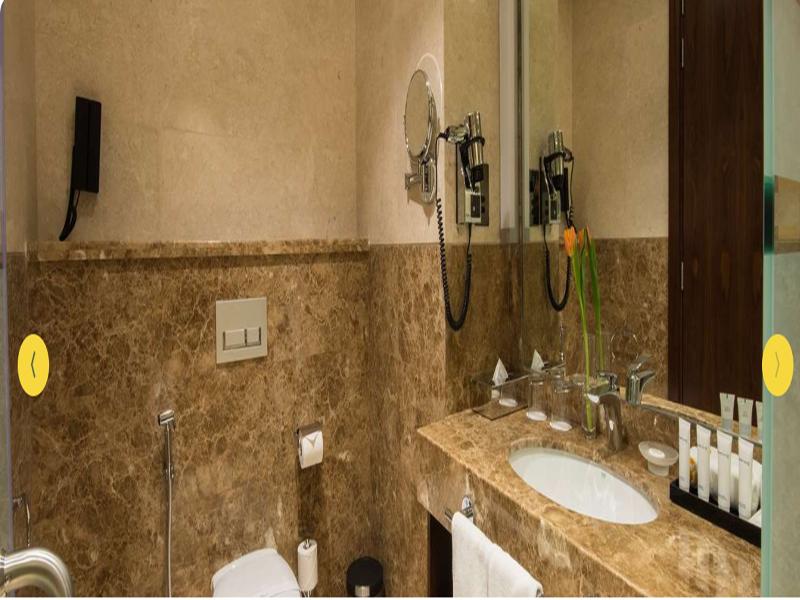 Golden Tulip Media Hotel image