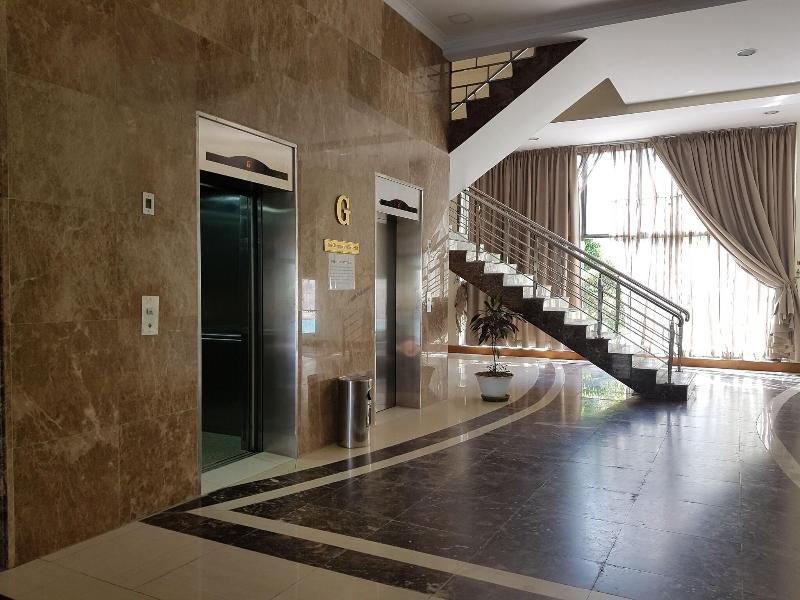 Zabu Thiri Hotel image