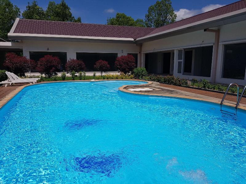 Zabu Thiri Hotel image