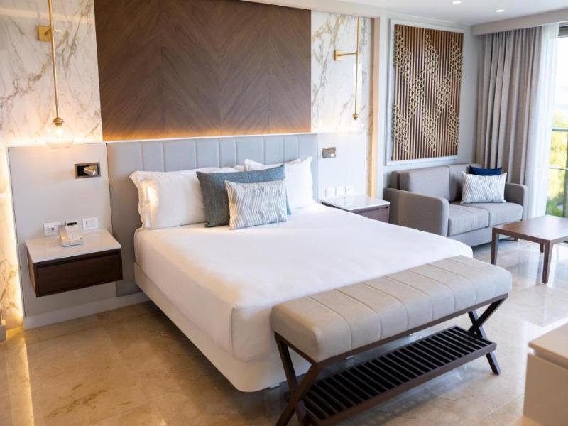 Royalton Riviera Cancun - Newly Renovated Resort image