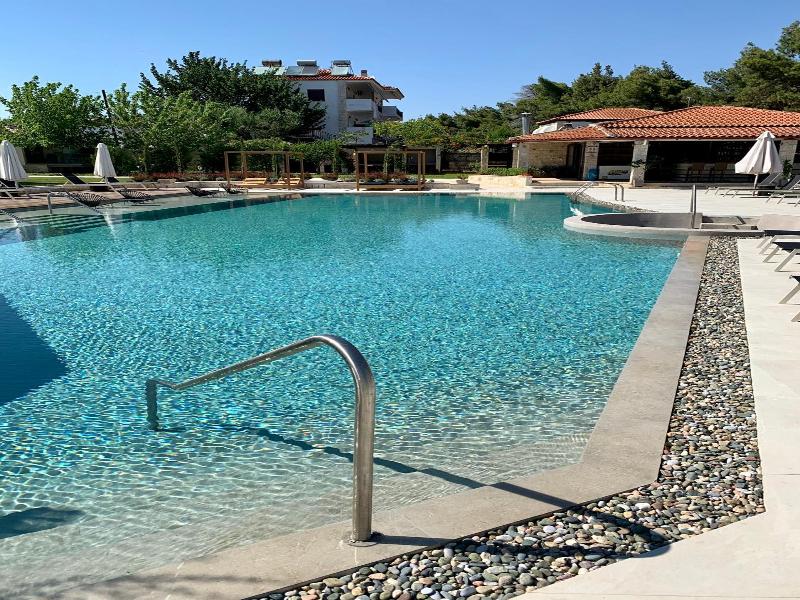 Nostos Hotel