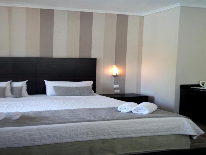 Nostos Hotel