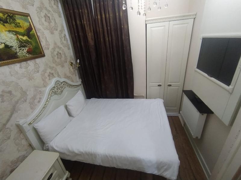 IQ Hotel image