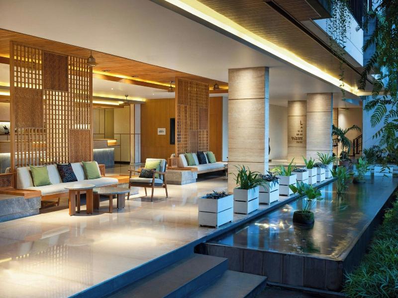 Courtyard Bali Seminyak Resort image
