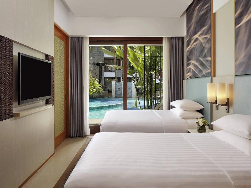 Courtyard Bali Seminyak Resort image
