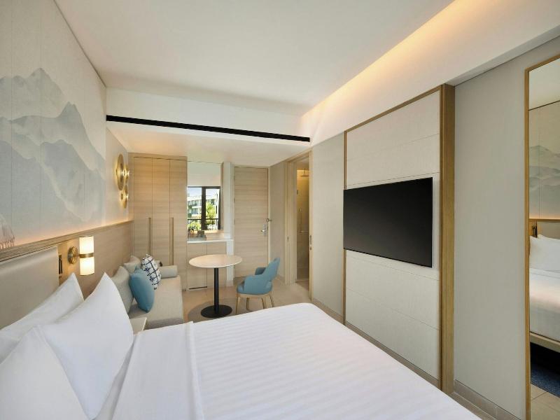 Courtyard Bali Seminyak Resort image