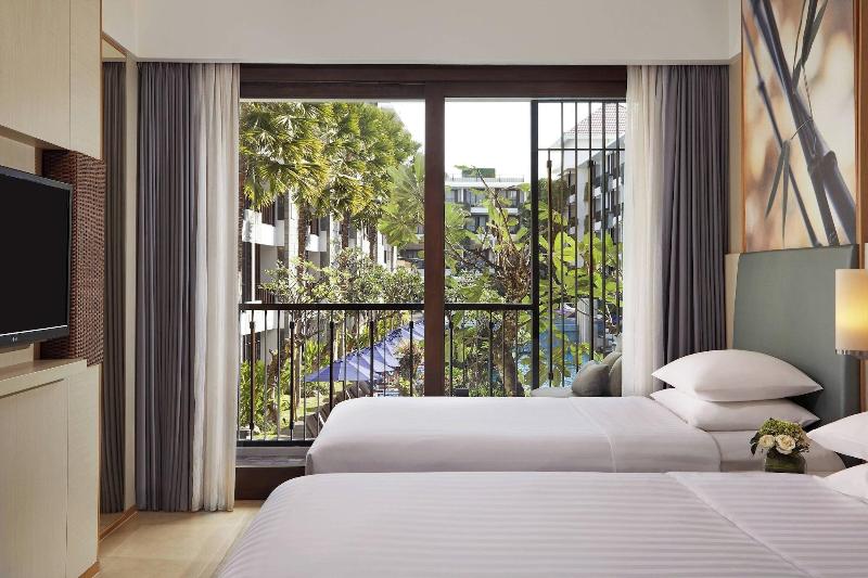 Courtyard Bali Seminyak Resort image