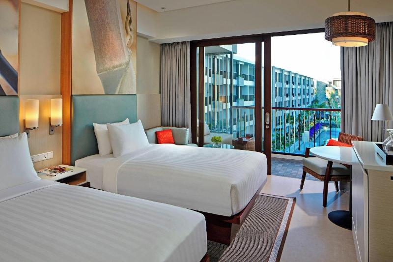Courtyard Bali Seminyak Resort image