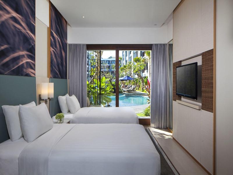 Courtyard Bali Seminyak Resort image