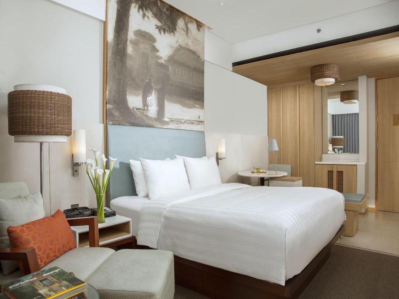 Courtyard Bali Seminyak Resort image
