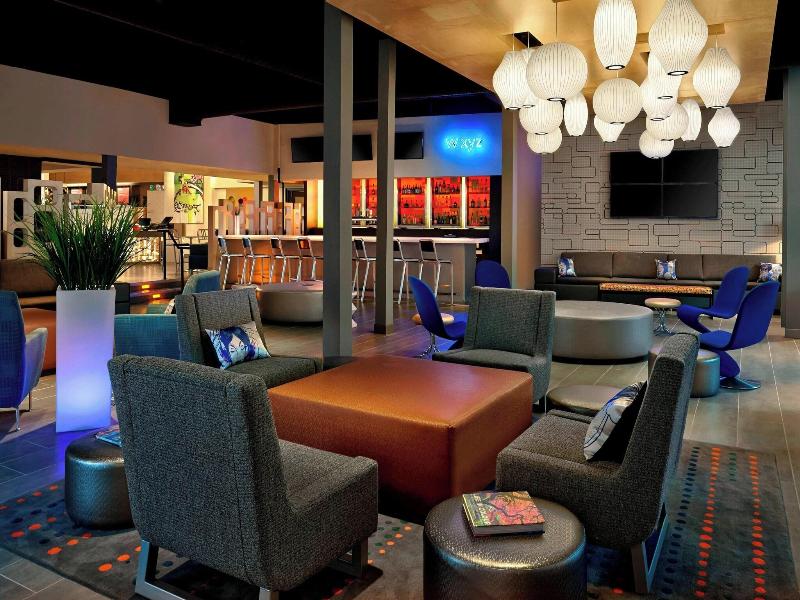 Aloft Calgary University image