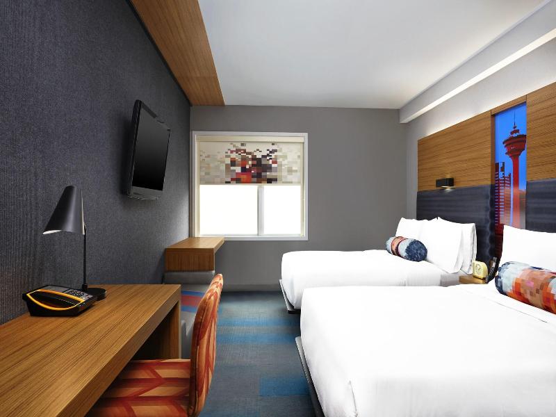 Aloft Calgary University image