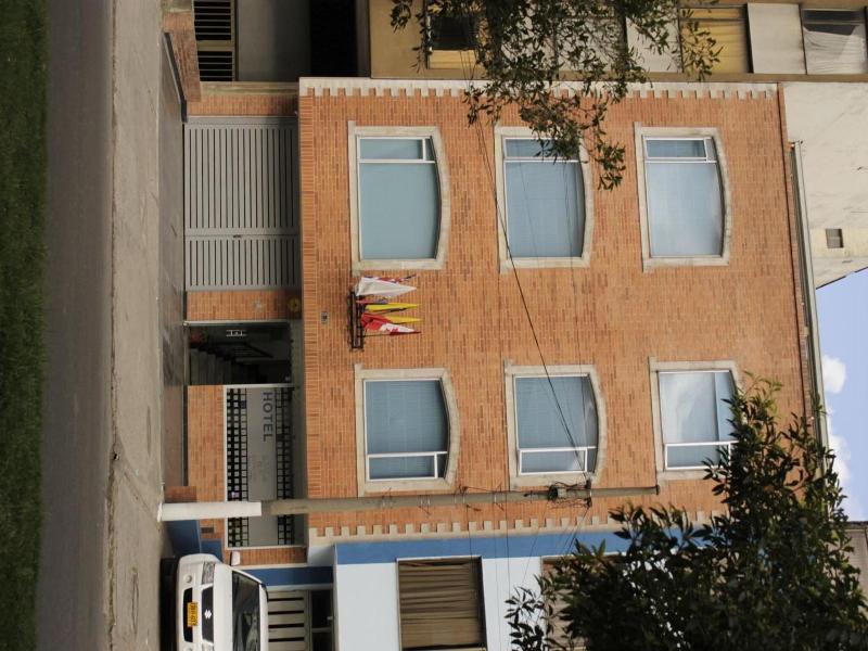Real Estacion image