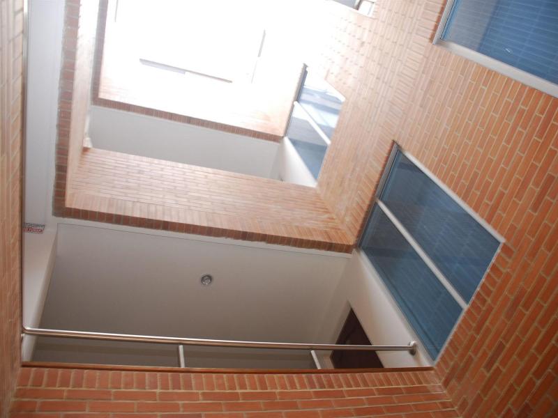 Real Estacion image