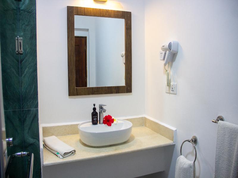 Reef & Beach Resort image