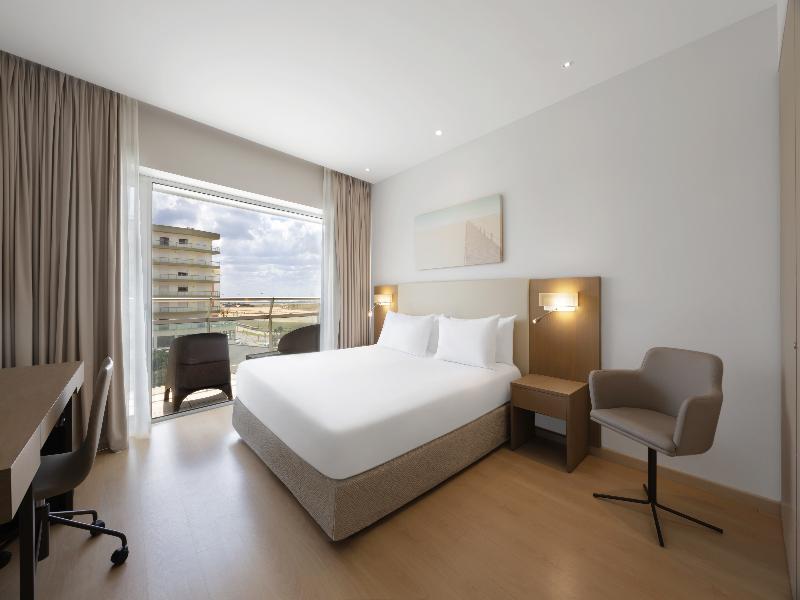 Eurostars Oasis Plaza image