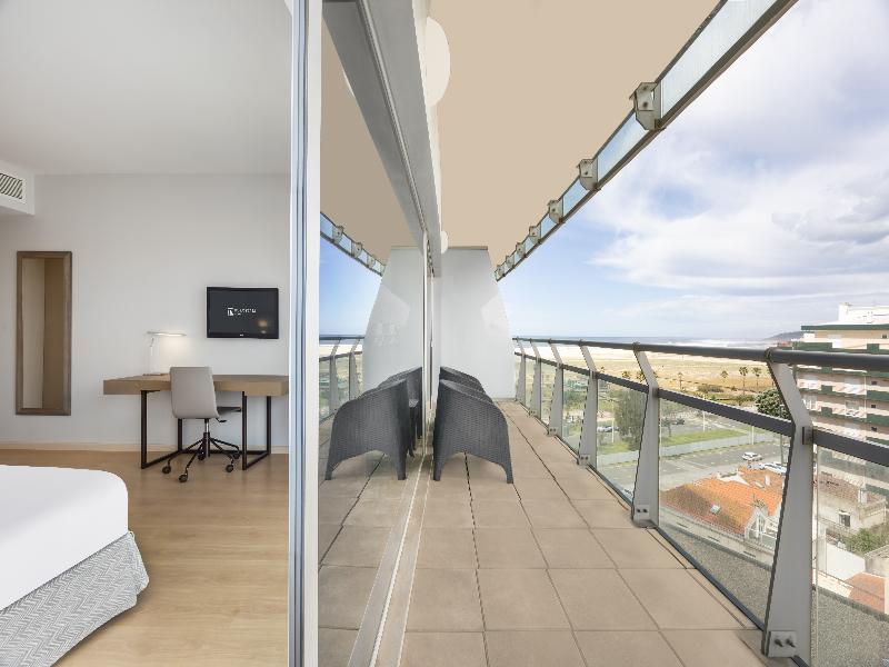 Eurostars Oasis Plaza image