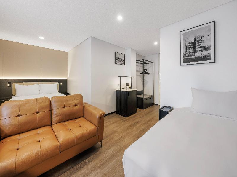 Holiday Inn Townsville by IHG image