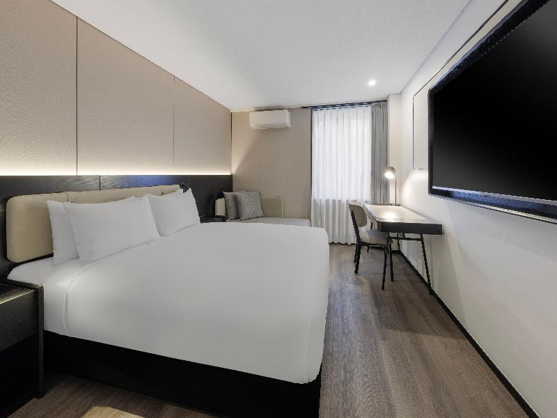 Holiday Inn Townsville by IHG image