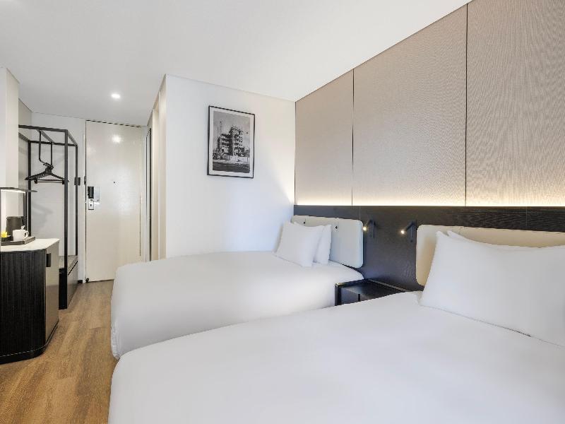 Holiday Inn Townsville by IHG image