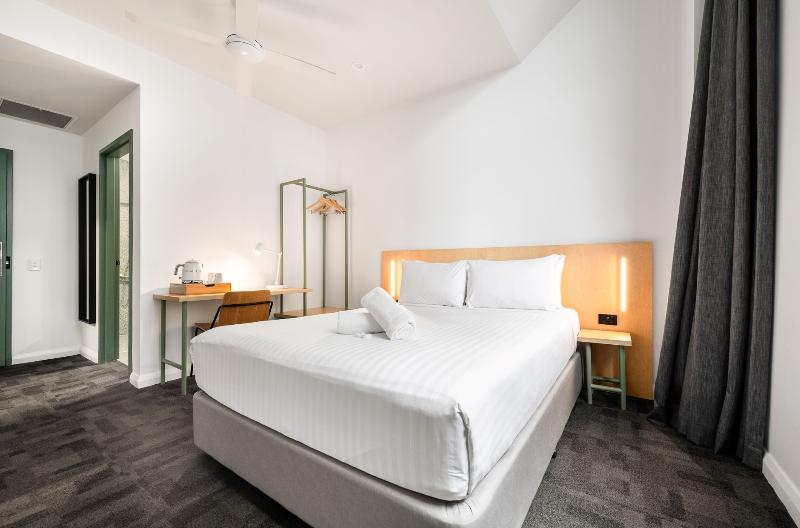 Sydney Central YHA image