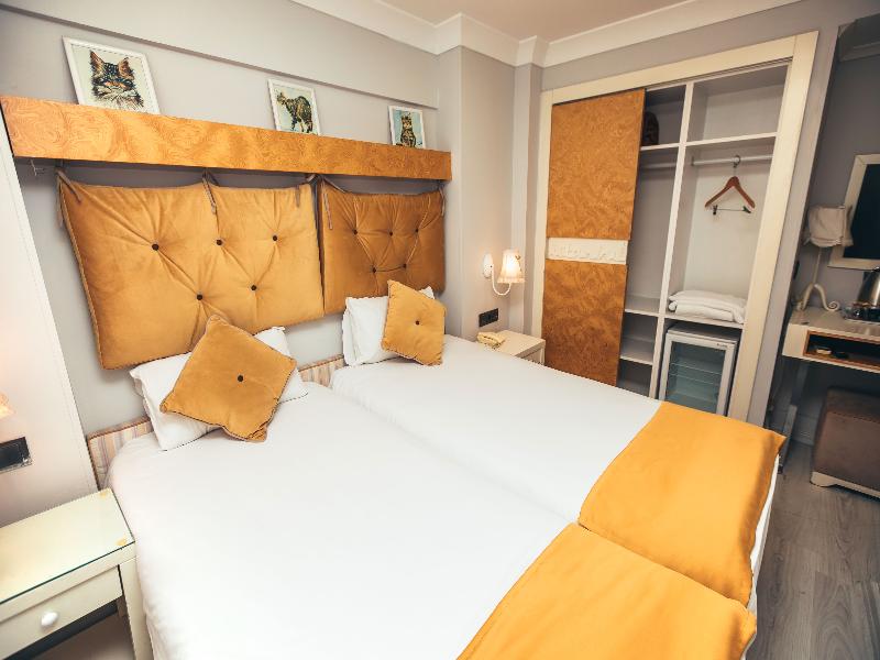 Just Inn Hotel image