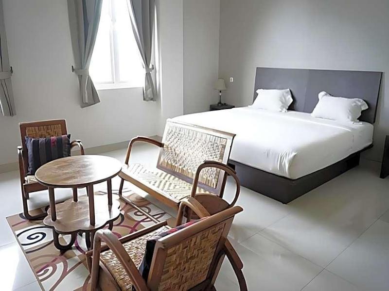 Bale Ocasa Hotel image