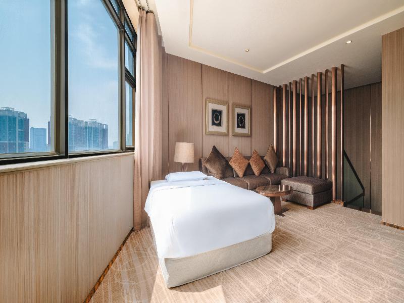Crowne Plaza Kunming City Centre Hotel image