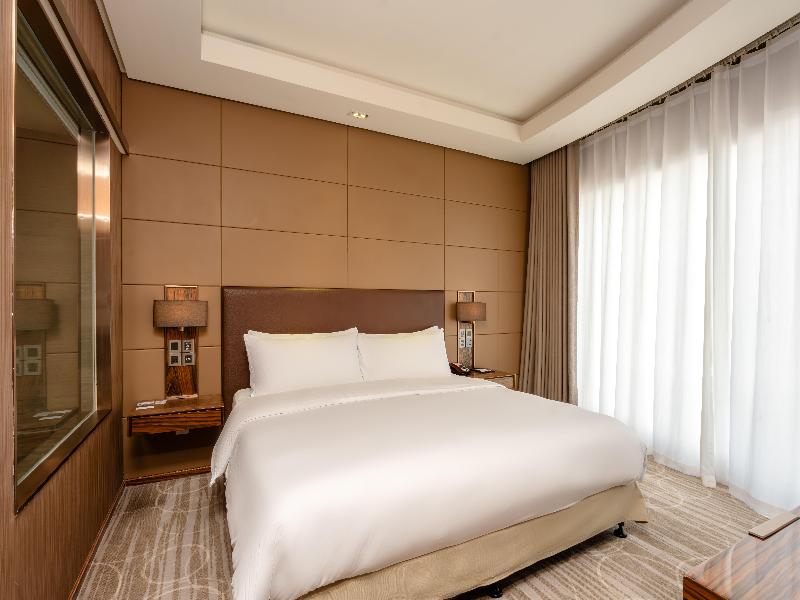 Crowne Plaza Kunming City Centre Hotel image