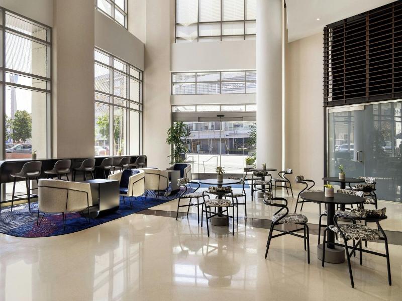 Residence Inn Los Angeles L.A. LIVE image