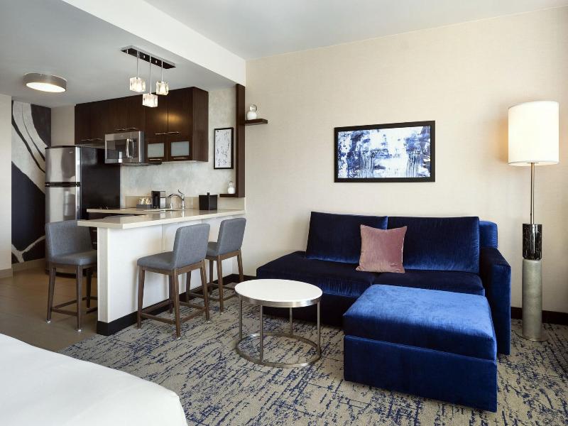 Residence Inn Los Angeles L.A. LIVE image