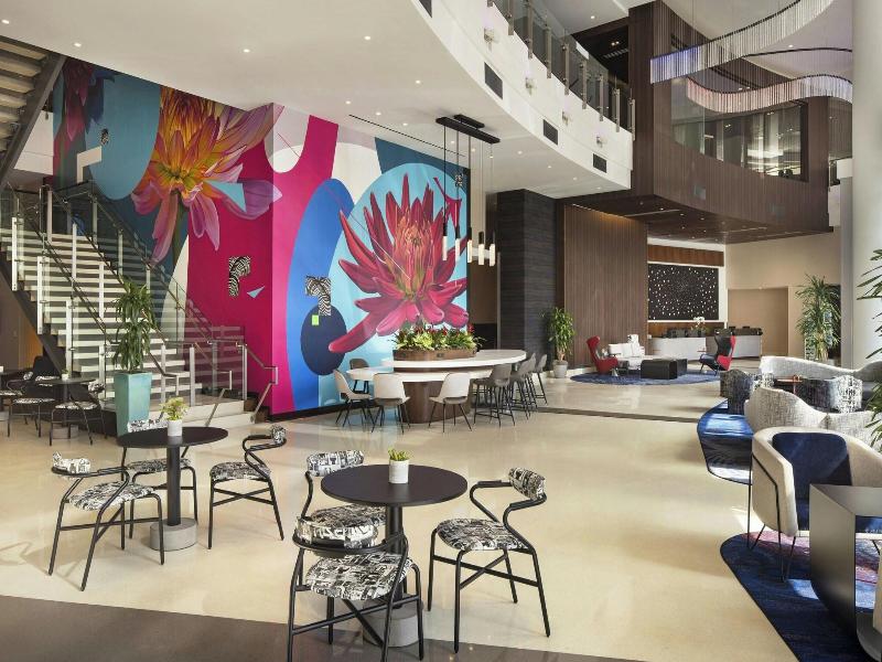 Courtyard Los Angeles L.A. LIVE image