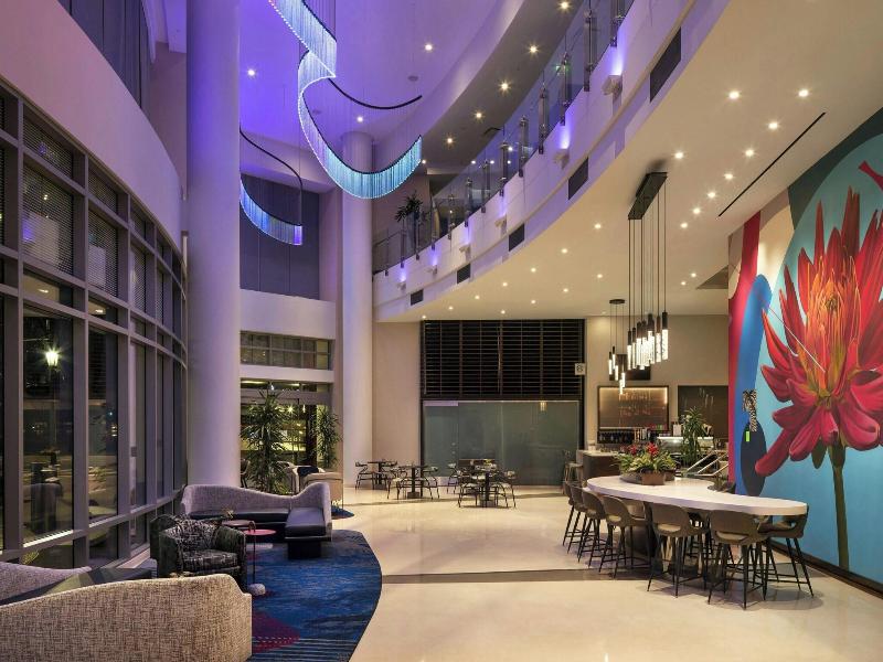 Courtyard Los Angeles L.A. LIVE image