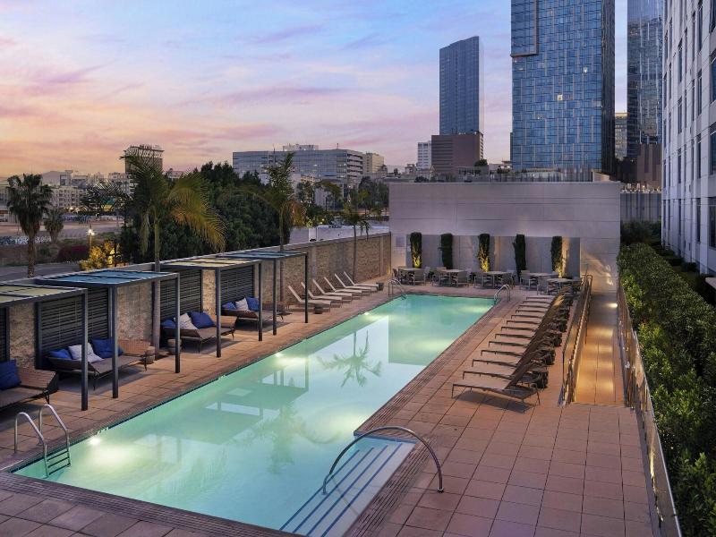 Courtyard Los Angeles L.A. LIVE image