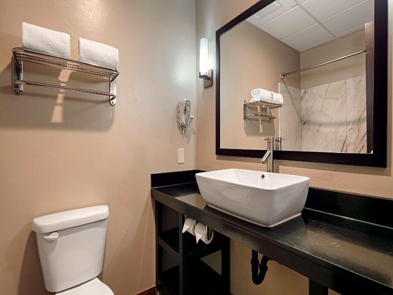 Best Western Plus Zion West Hotel image
