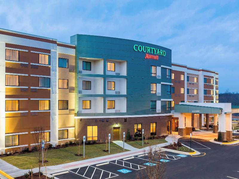 Courtyard Stafford Quantico image