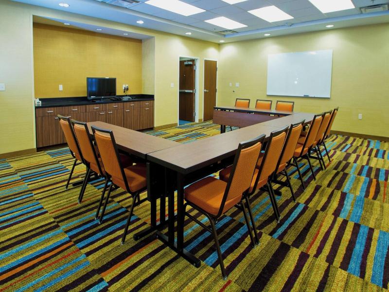 Fairfield Inn & Suites St. Louis West/Wentzville image