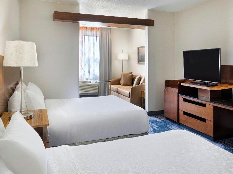 Fairfield Inn & Suites St. Louis West/Wentzville image