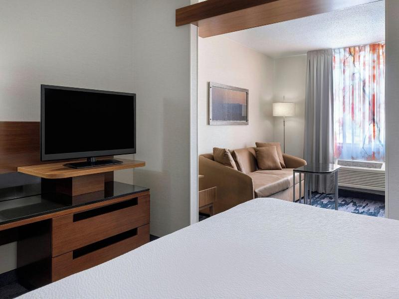 Fairfield Inn & Suites St. Louis West/Wentzville image