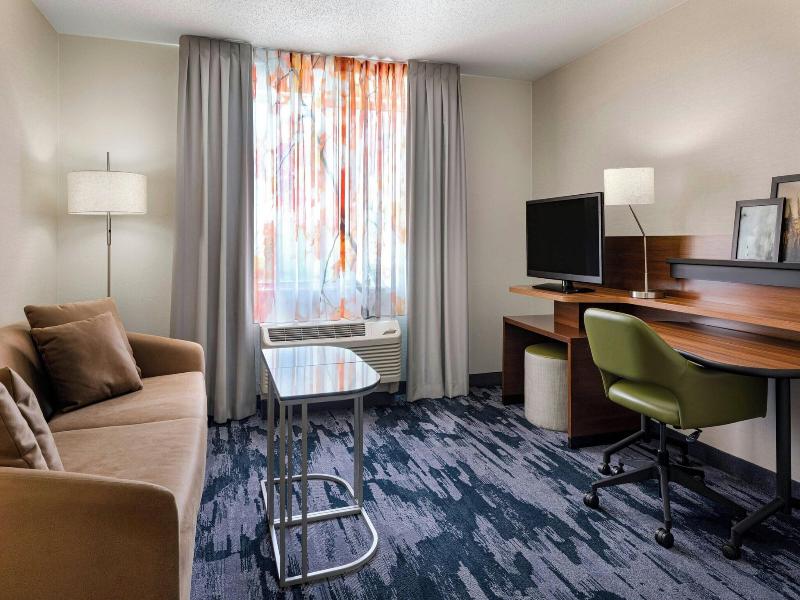 Fairfield Inn & Suites St. Louis West/Wentzville image