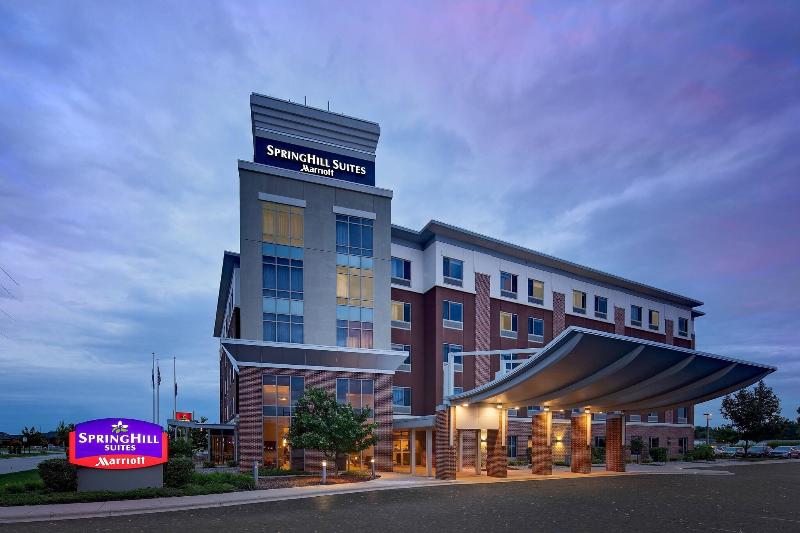 SpringHill Suites Green Bay image
