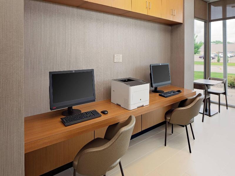 SpringHill Suites Green Bay image