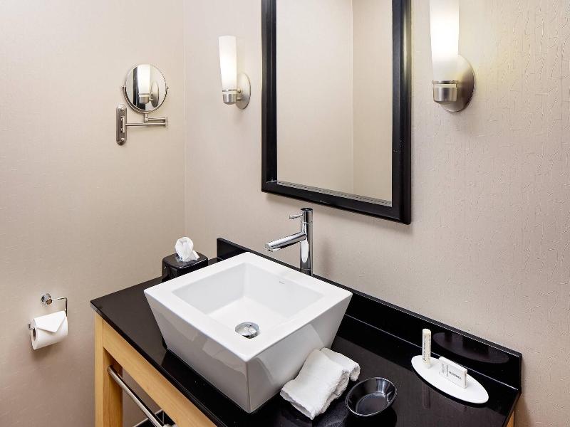 SpringHill Suites Green Bay image