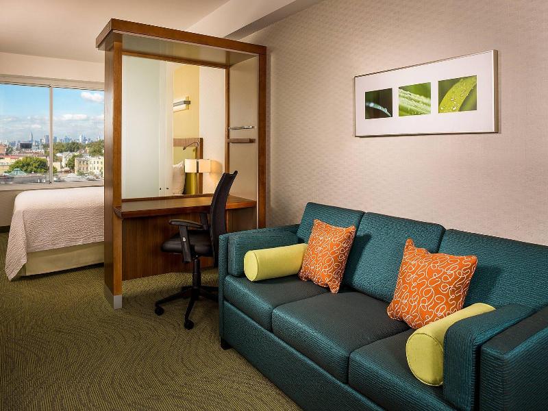 SpringHill Suites New York LaGuardia Airport image