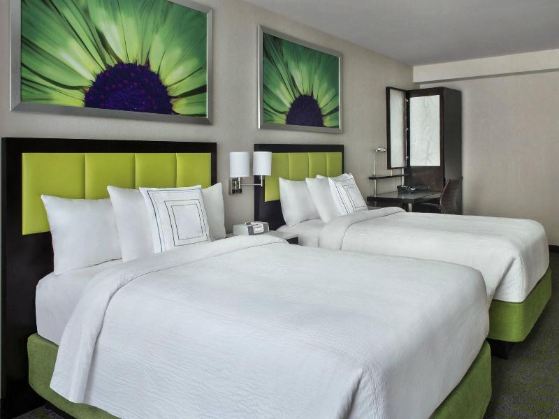 SpringHill Suites New York Midtown Manhattan 5thAv image